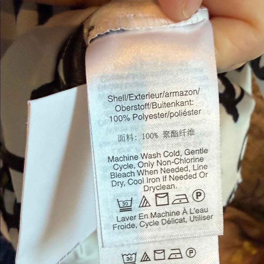 DKNY White and Black Heart Pattern Blouse - Picture 13 of 16